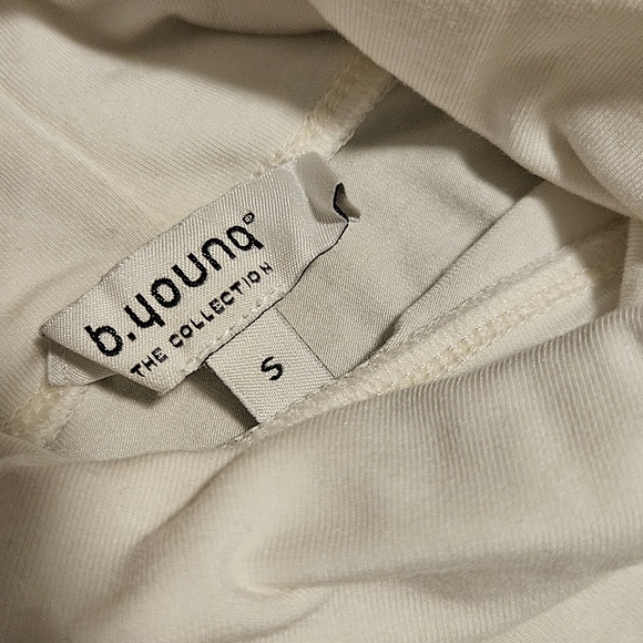 Bundle of long sleeve tops - Picture 3 of 4